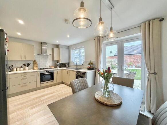 WhatsApp Image 2026-03-10 at 16.51.58 (4).jpeg