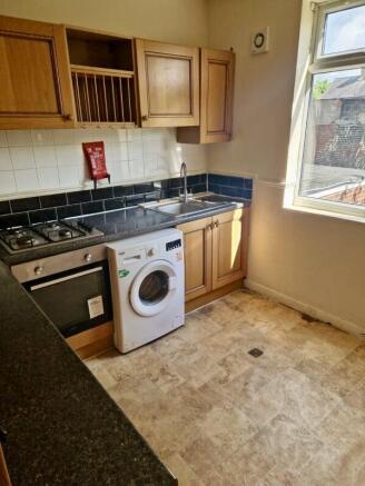 2 bed Terraced for sale Image 4
