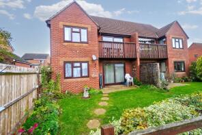 105, Lansdowne Way, High Wycombe HP11 1UB