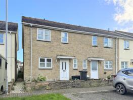 8, Clodan Mews, St. Columb TR9 6TQ