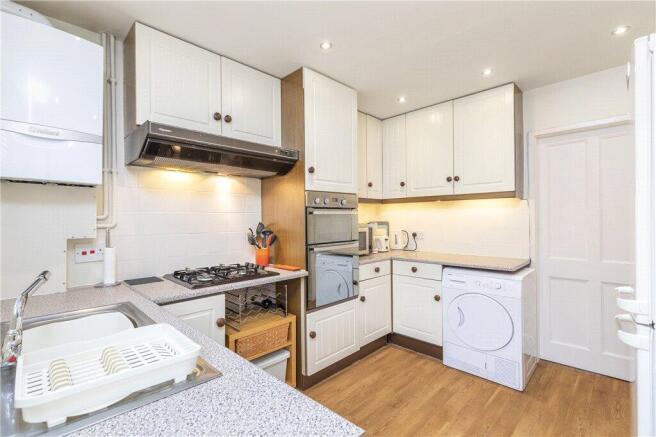 3 bed Semi-Detached for sale Image 6