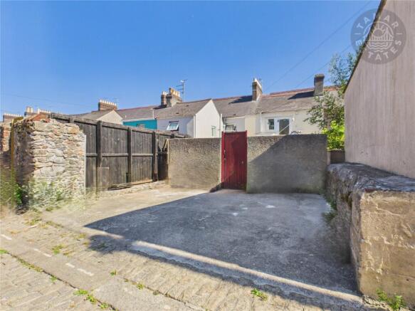Mainstone Avenue, Plymouth, Devon, PL4 photo 4