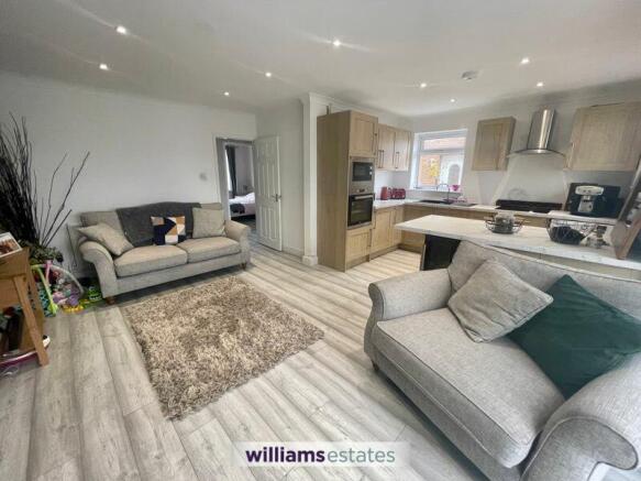 Open Plan Living/ Kitchen