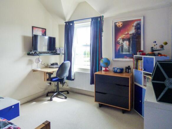 Photo 11