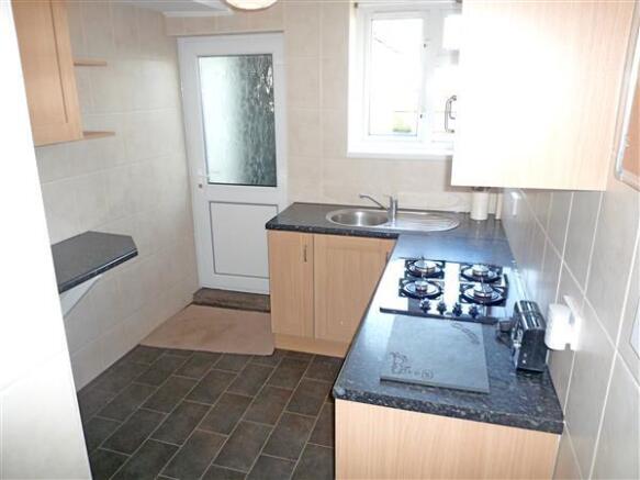 KITCHEN: