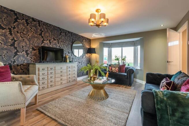 4 bed Detached for sale Image 4