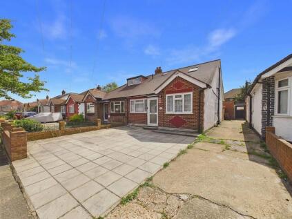 Sandown Way, Northolt, UB5