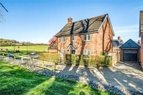 Melrose Close, Farnham, GU9