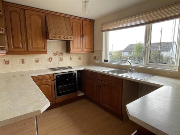 Kitchen: