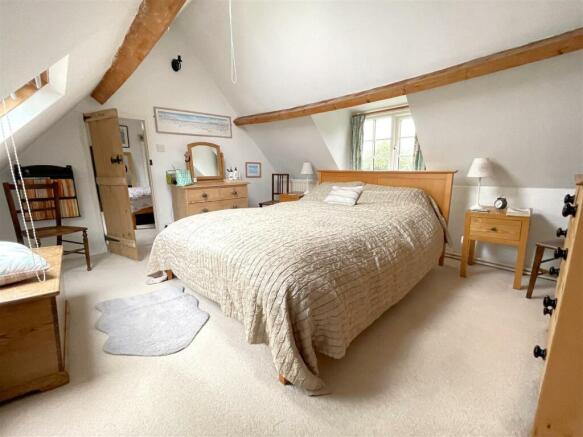 BEDROOM 1