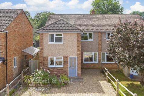 Cranleigh Mead, Cranleigh, Surrey