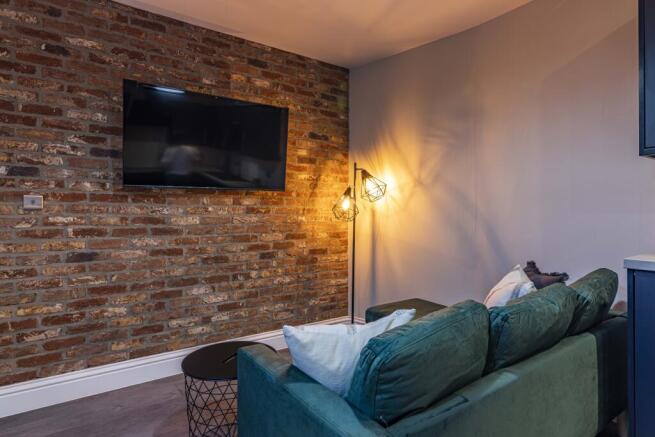 157HighStreet-79 2.jpg