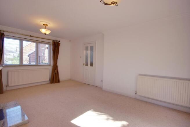 3 bed Semi-Detached for sale Image 8