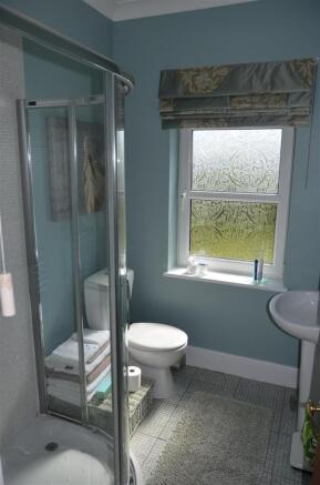 Shower Room/En Suite
