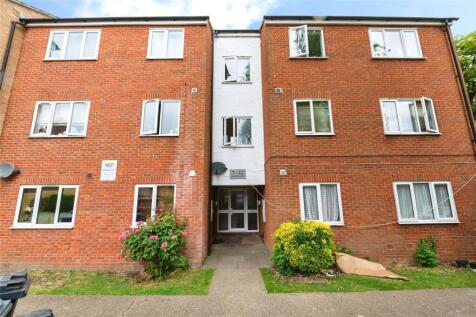 Benyon Path, South Ockendon, Essex, RM15