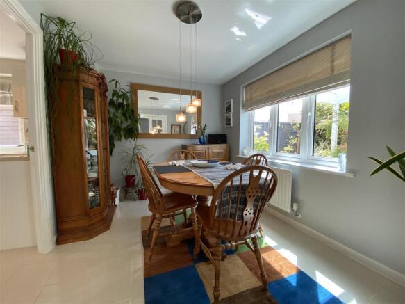 Dining Room...jpg