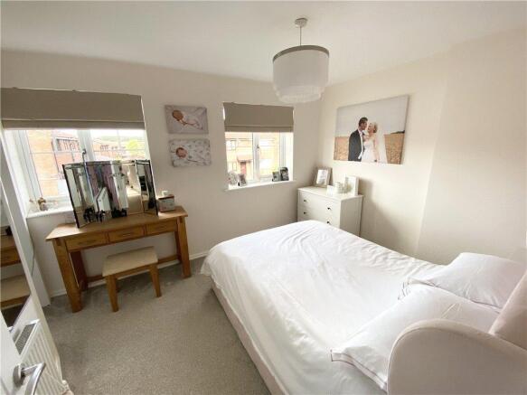 Bedroom 1a.jpg
