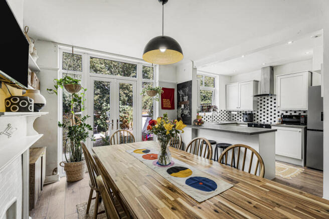 Kitchen/Dining