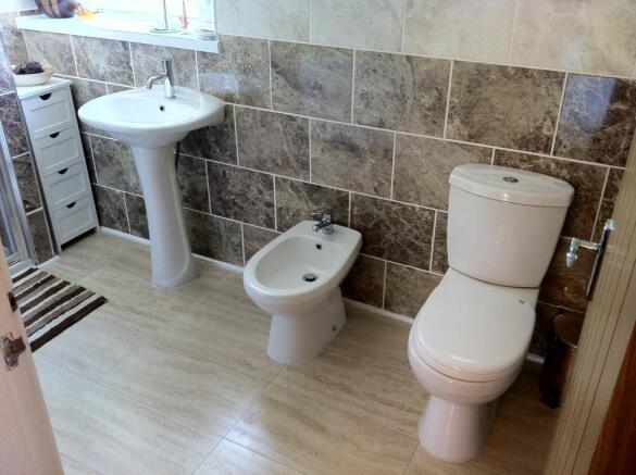Family Shower Room
