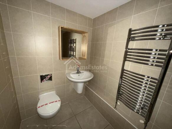 2 bed Apartment for sale Image 5