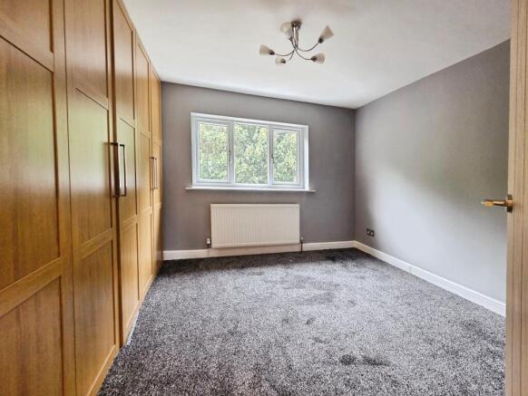 2 bed Semi-Detached for sale Image 10