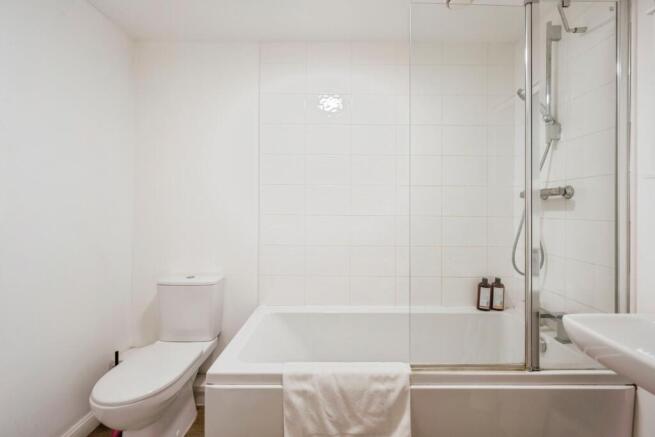 1 bed Flat for sale Image 10