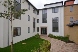 10, Newhaven, Drakes Drive, Stevenage SG2 0EY