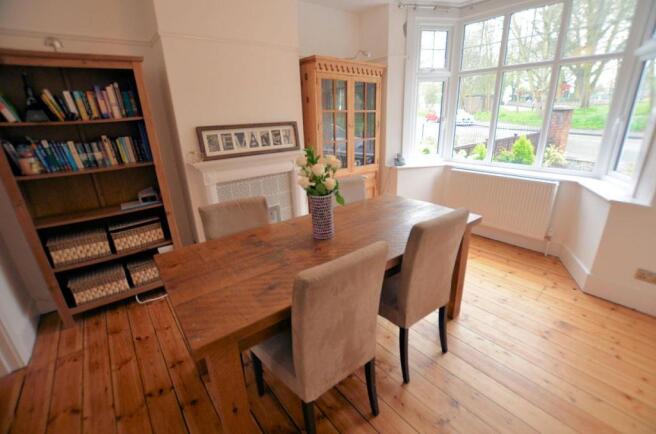 Dining room.jpg
