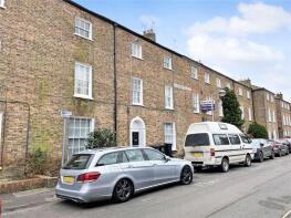 Flat 3, 3, Middle Street, Taunton TA1 1SH