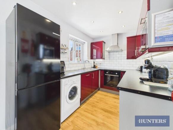 2 bed House for sale Image 6