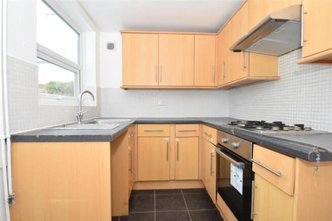 3 bed Terraced for sale Image 5