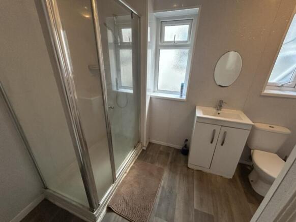 bathroom room 3