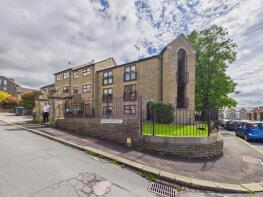 6, Preachers Mews, Priestthorpe Road, Bingley BD16 4NT