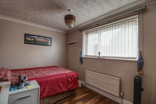 Bedroom 2 (Double)