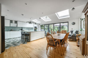 5, Coppice Road, Reading RG5 3QX
