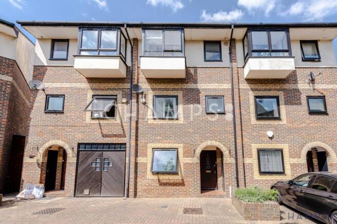 4 bedroom to sale