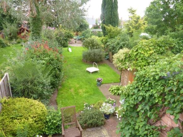 Photo 8