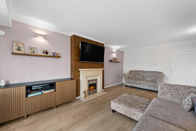 3 bed Detached Bungalow for sale Image 5