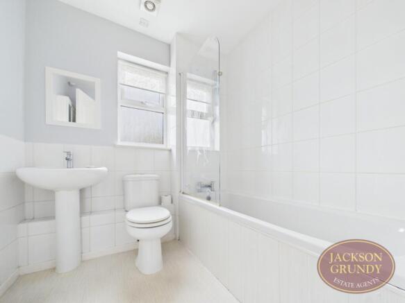 Greeves Close, Duston, NN5 6YU photo 4