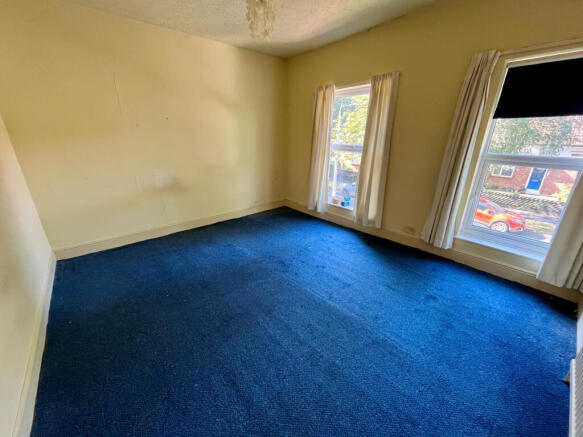 3 bed Terraced for sale Image 6