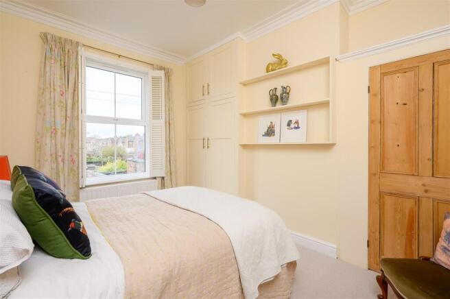 3 bed Terraced for sale Image 5
