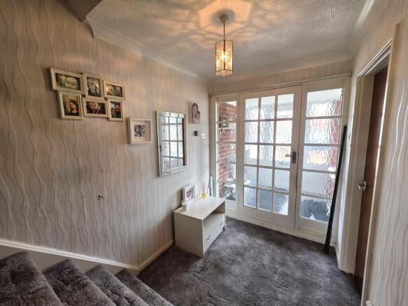 4 bed Semi-Detached for sale Image 6