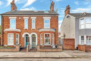 4, Dudley Street, Bedford MK40 3TB
