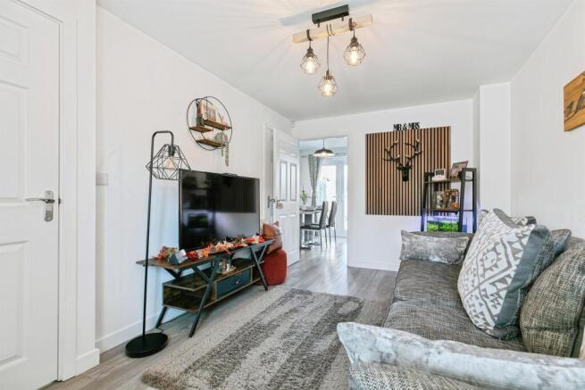 2 bed Town House for sale Image 5