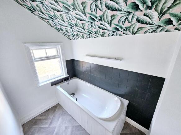 2 bed Terraced for sale Image 10