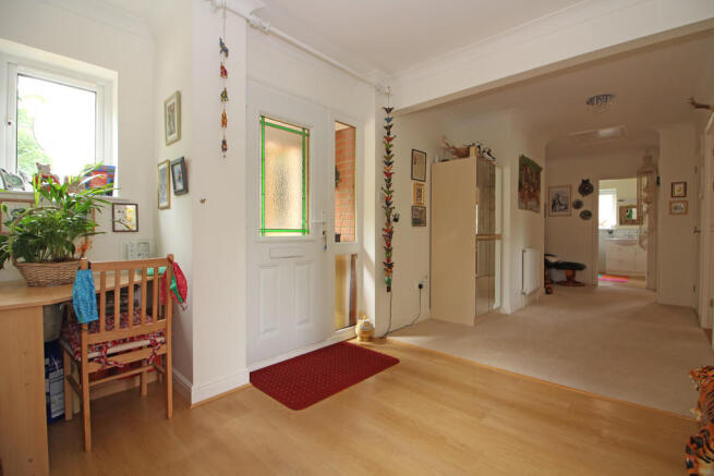 Photo 10