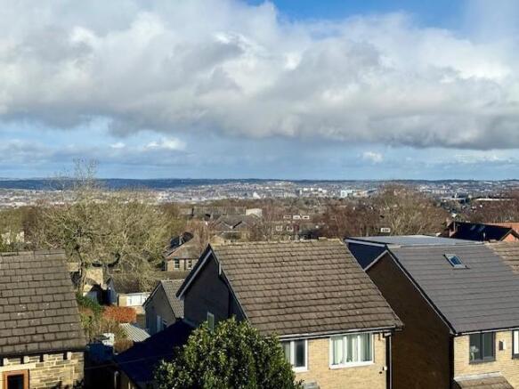 2 bed Terraced to rent Image 11