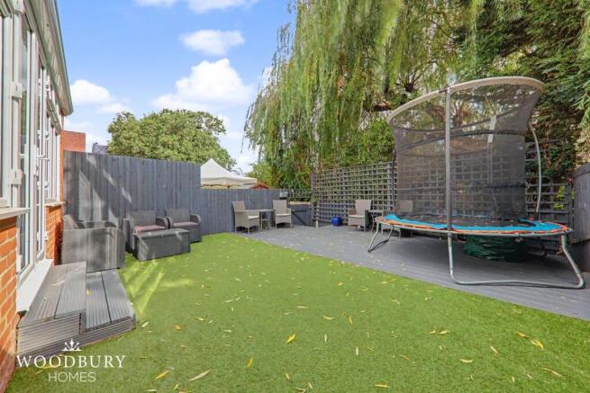 Abbess Terrace, Loughton, IG10 photo 4