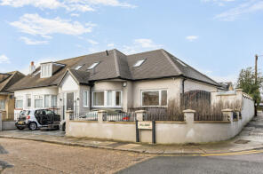 2, Hillway, London NW9 7LT