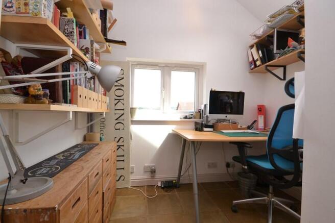 Photo 5